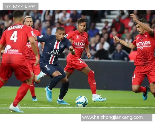 法甲精彩对决巴黎圣日耳曼与尼姆的比赛录像回顾与分析