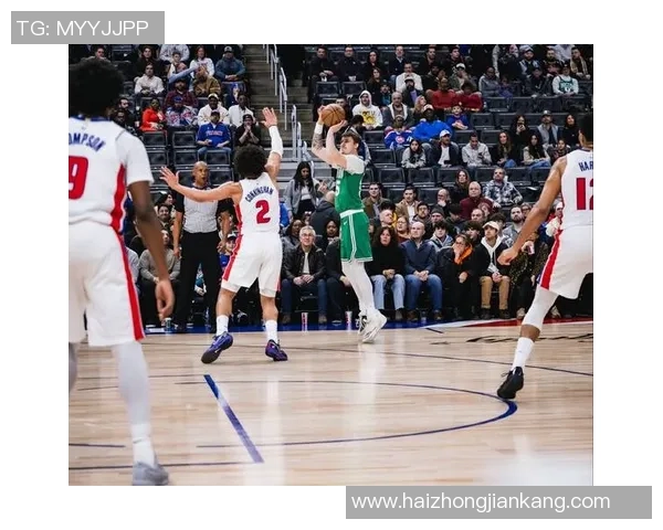 10战6败!布朗32+9绿军无缘16分反转戏法 小瓦27+6+6